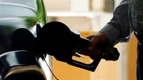 GasBuddy: Average Albany prices fall .9 cents in last week